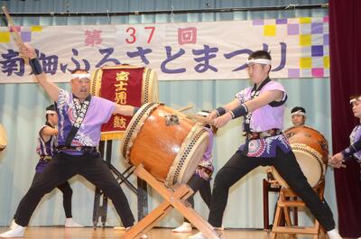 南畑ふるさとまつりの和太鼓演舞