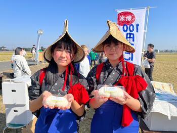 なんばた青空市場　新米おにぎり