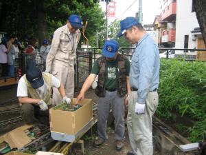 外観の構想を練っている様子